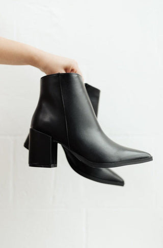 Amari Ankle Boots In Black - Crazy Daisy Boutique