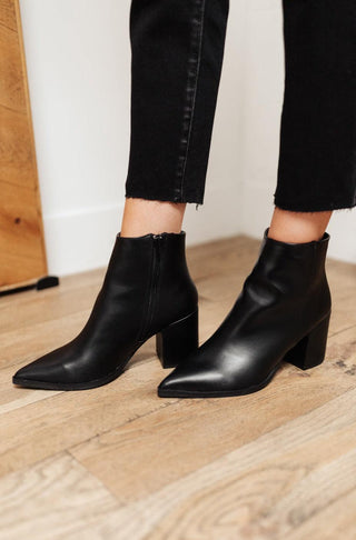 Amari Ankle Boots In Black - Crazy Daisy Boutique