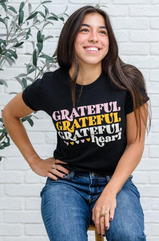 Grateful Heart Graphic T-Shirt In Black - Crazy Daisy Boutique