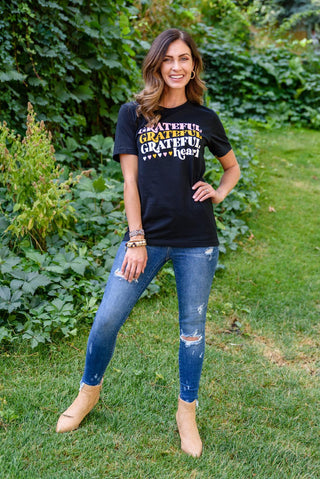Grateful Heart Graphic T-Shirt In Black - Crazy Daisy Boutique