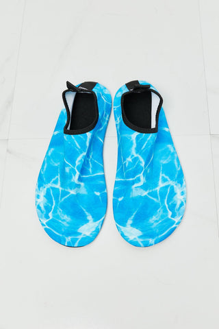 MMshoes On The Shore Water Shoes in Sky Blue - Crazy Daisy Boutique