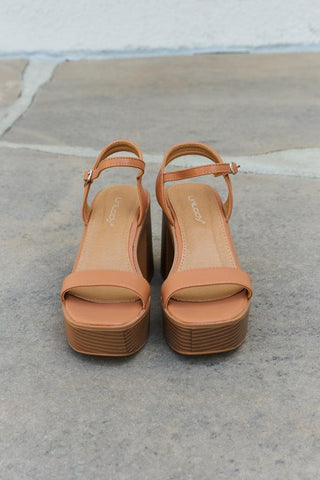 Weeboo Feel It Platform Heel Sandals - Crazy Daisy Boutique