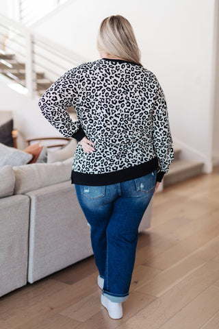 Cozy in Cheetah Pullover Sweatshirt - Crazy Daisy Boutique