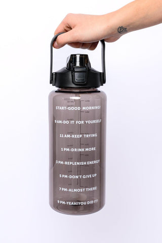 Elevated Water Tracking Bottle in Black - Crazy Daisy Boutique