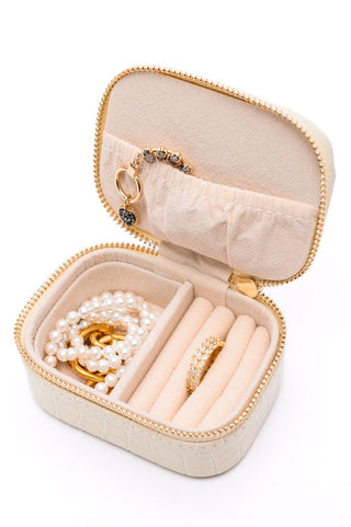 Travel Jewelry Case in Cream Snakeskin - Crazy Daisy Boutique